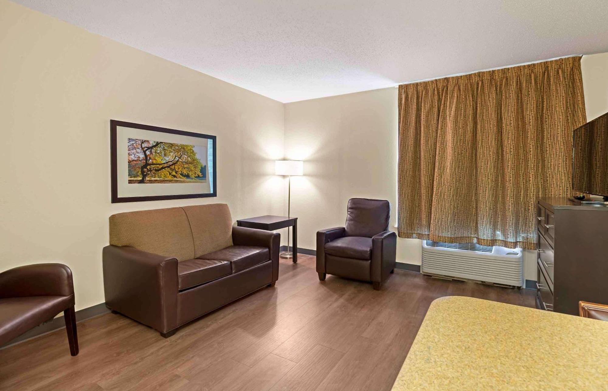 Extended Stay America Suites - North Chesterfield - Arboretum Річмонд Екстер'єр фото
